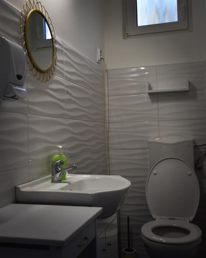 Pellegrini Apartman Balatonakali Buitenkant foto